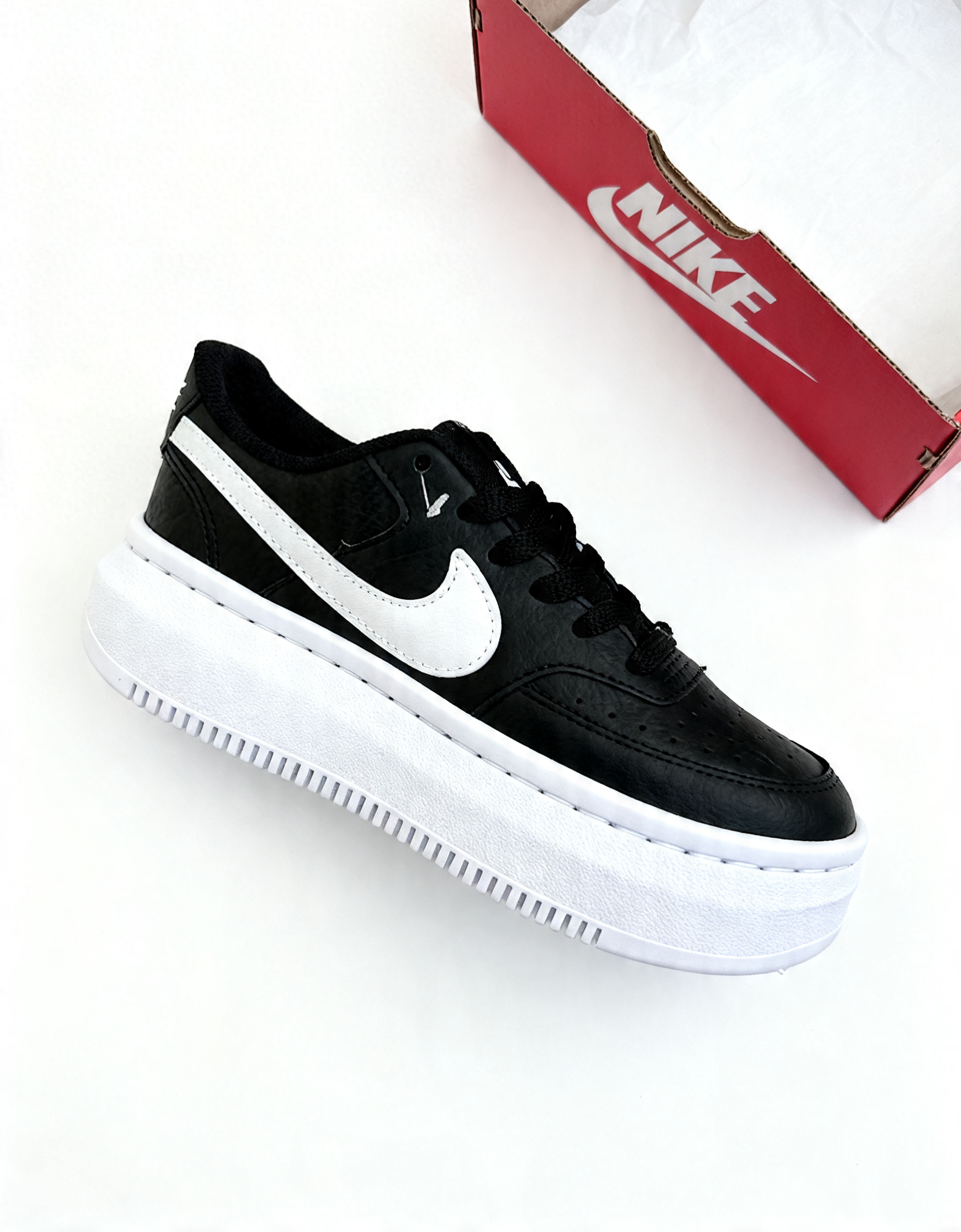Court Vision Alta sneakers, Black and white