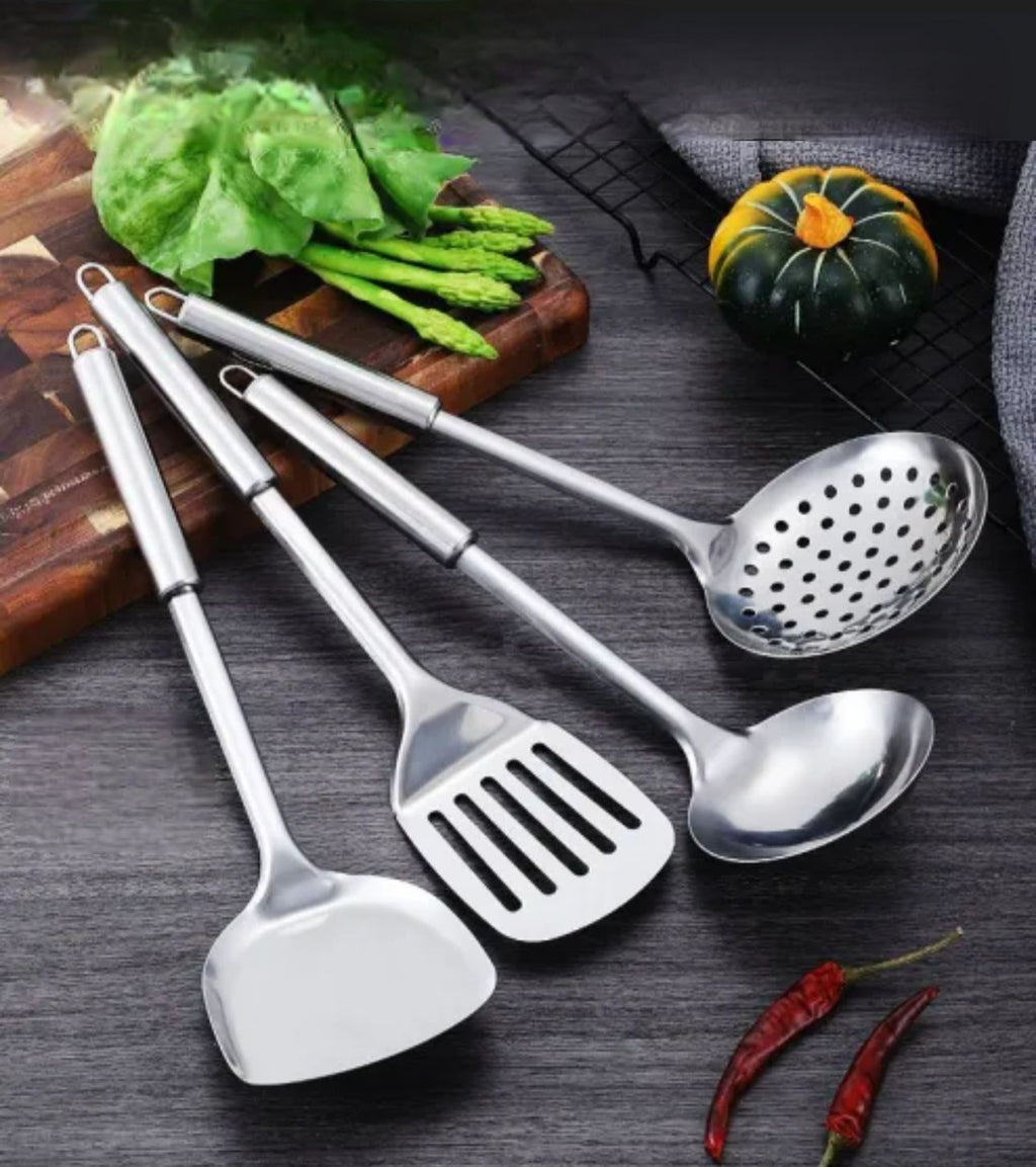 Four piece cookery set