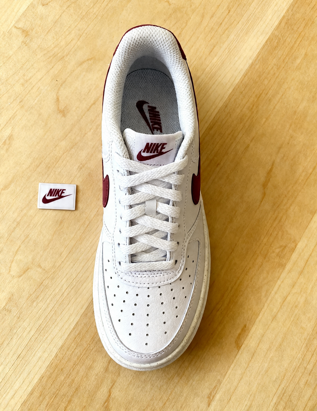Court Vision Alta sneakers, white and Maroon