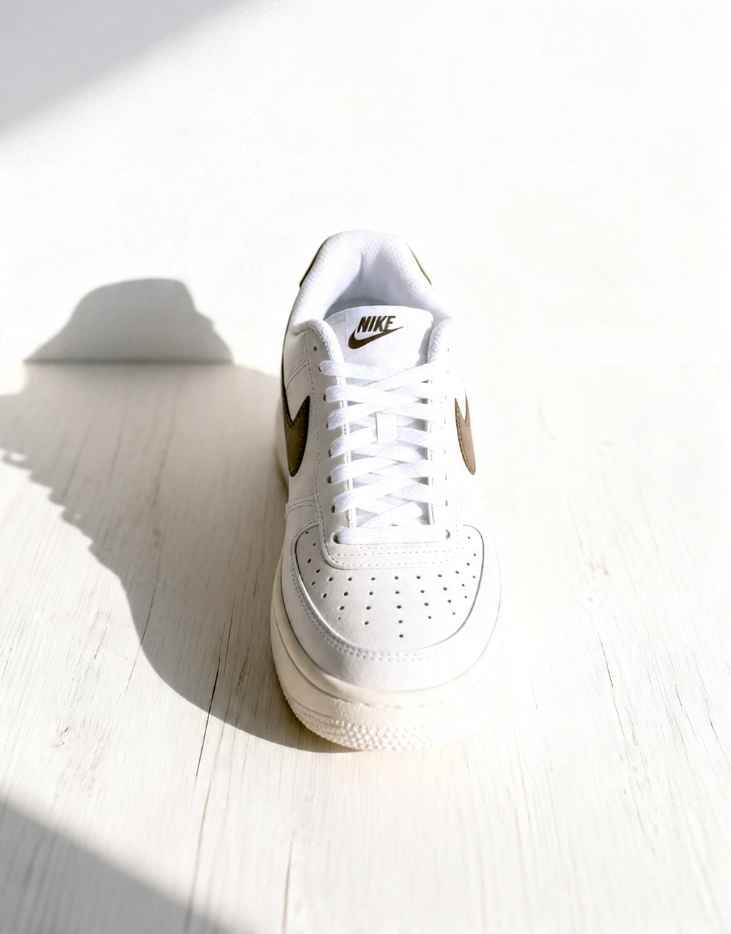 Court Vision Alta sneakers in white and gold