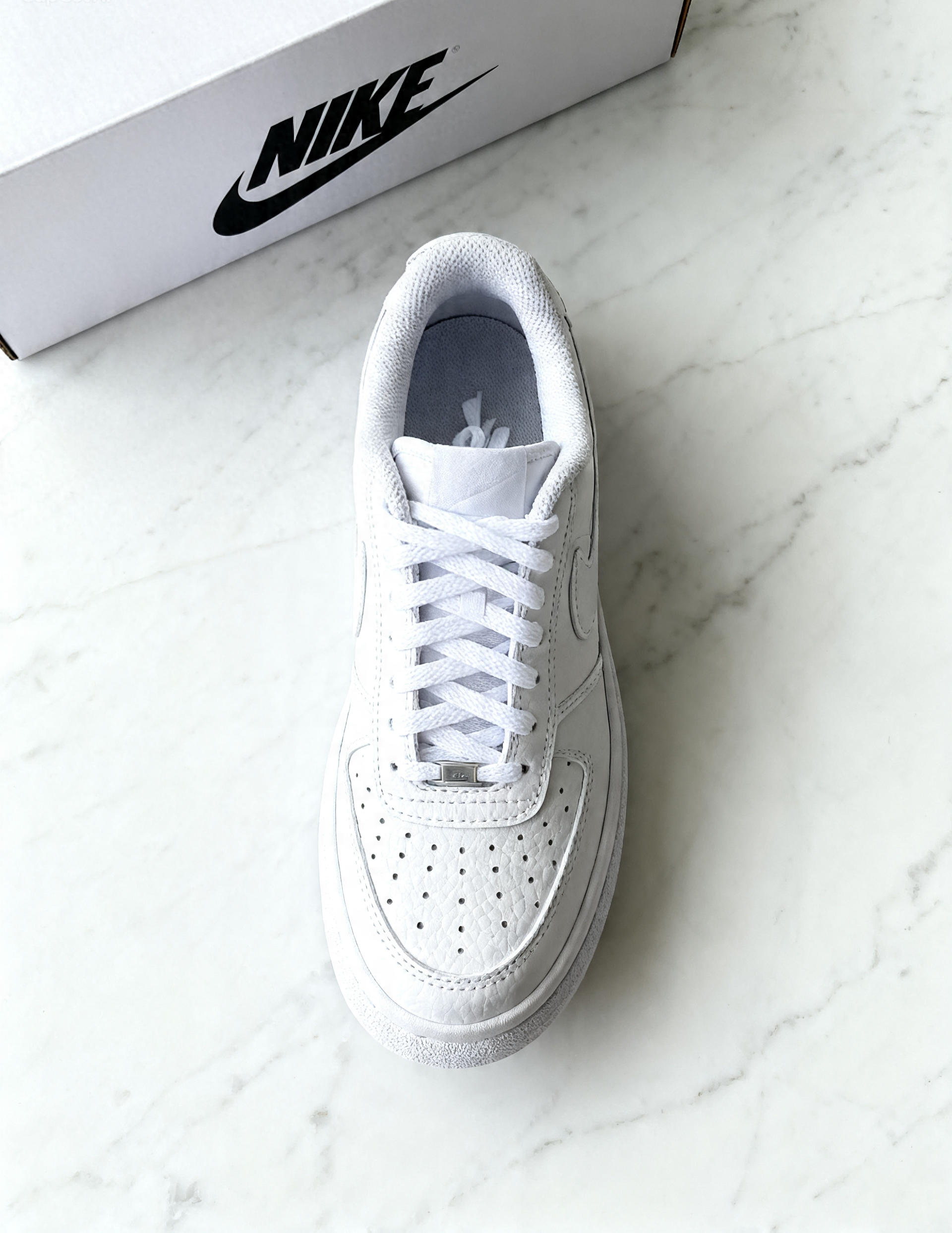 Court Vision Alta sneakers in white