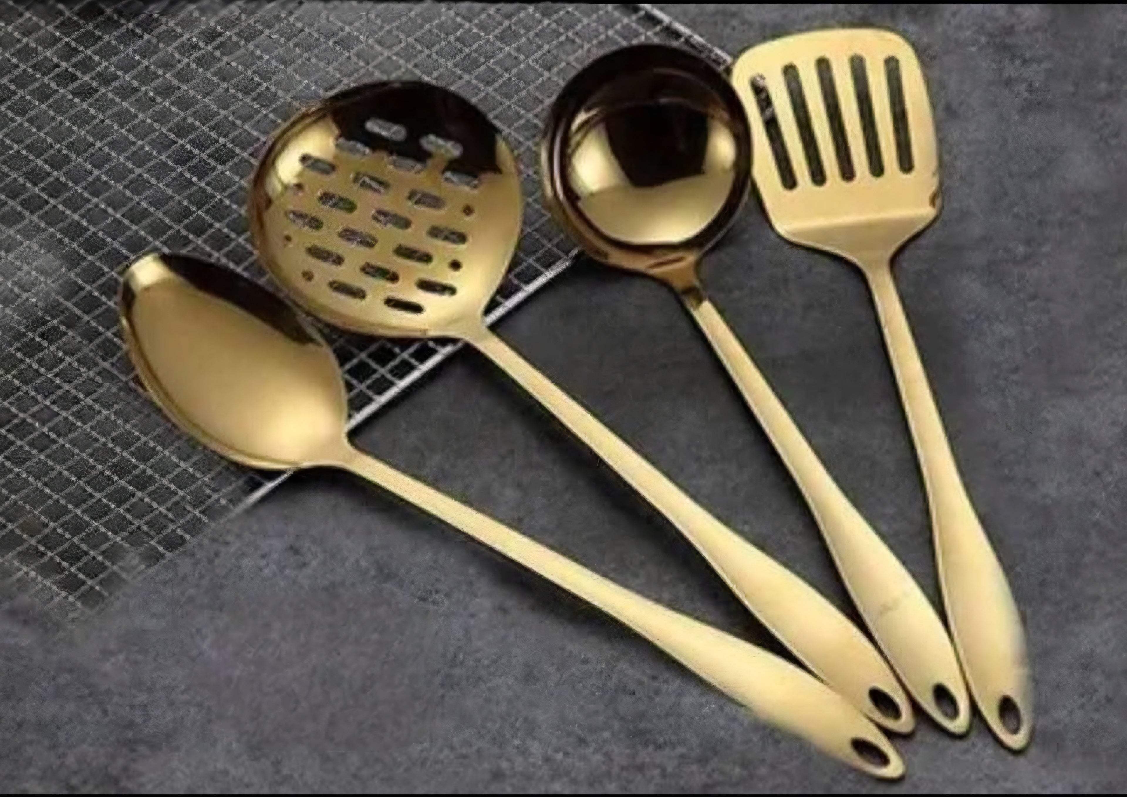 Four piece cookery set
