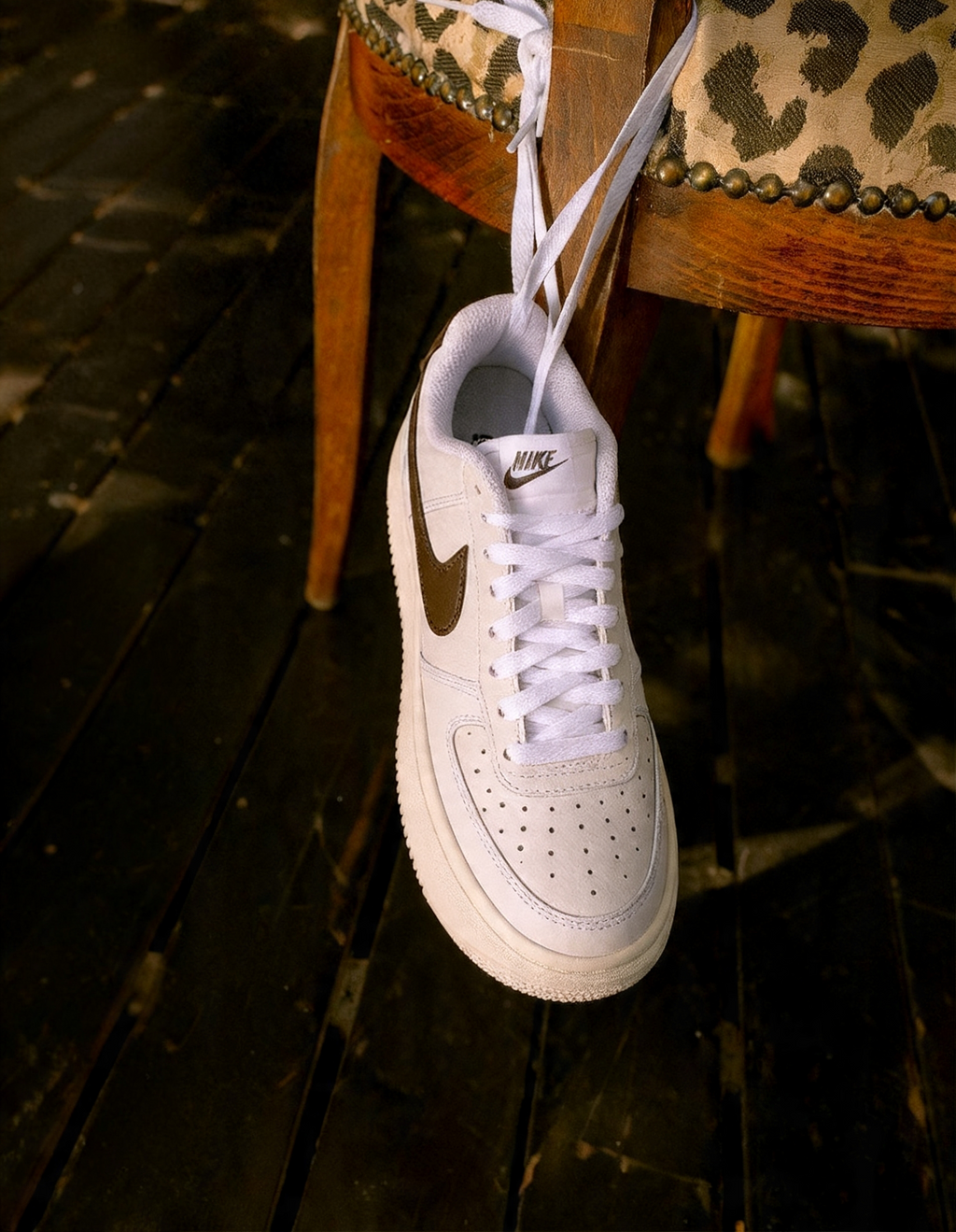 Court Vision Alta sneakers in white and gold